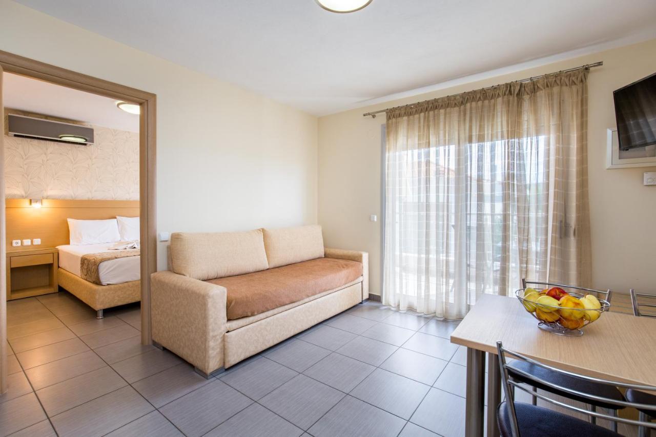 Aventura Apartments بوتوس المظهر الخارجي الصورة